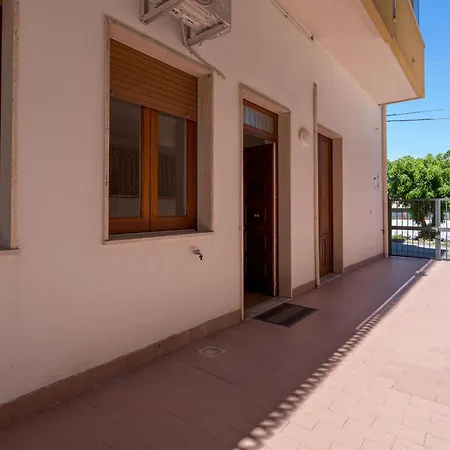 Casa Degli Oleandri Giardini-Naxos